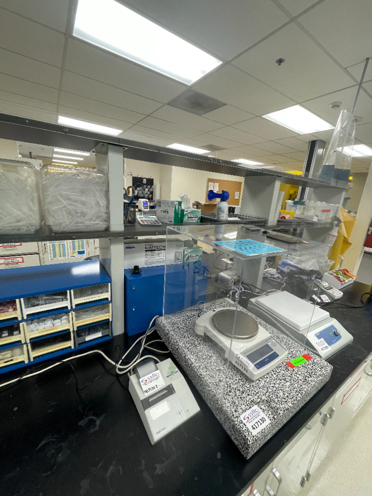 Image of Mettler Toledo PB3002-SDR Balance System with Granite Block